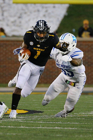 COLLEGE FOOTBALL: OCT 20 Memphis at Missouri